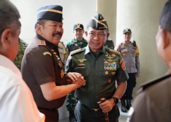 Panglima TNI Dampingi Presiden RI Saksikan Penyerahan Uang Sitaan Hasil Korupsi Rp 13,25 Triliun di Kejaksaan Agung