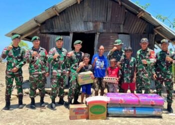 Sentuhan Kasih Prajurit Satgas Pamtas Yonarmed 12 Kostrad, Bantuan Sosial Warnai Kehangatan di Tapal Batas Negeri