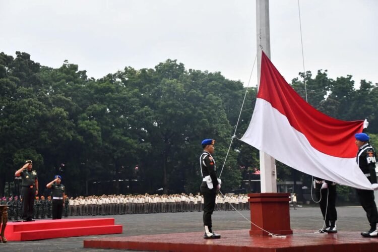 Mabes TNI Gelar Upacara Hari Sumpah Pemuda: Indonesia Harus Berdiri Tegak, Indonesia Tidak Boleh Kalah