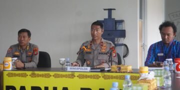 Polda Papua Barat Gelar Rapat Penjelasan Hasil Tim Pencarian Fakta Bersama Keluarga, Ombudsman Perwakilan Papua Barat dan Papua Barat Daya