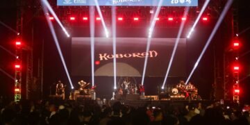 Pecah! GIGI dan Pesta Kembang Api Tutup Meriah Puncak HJKB