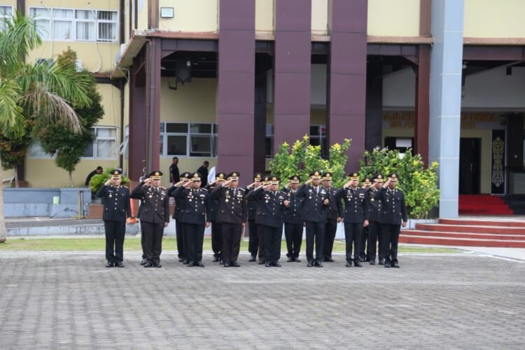 Wakapolda Papua Barat Pimpin Upacara Hari Sumpah Pemuda ke-97 di Mapolda