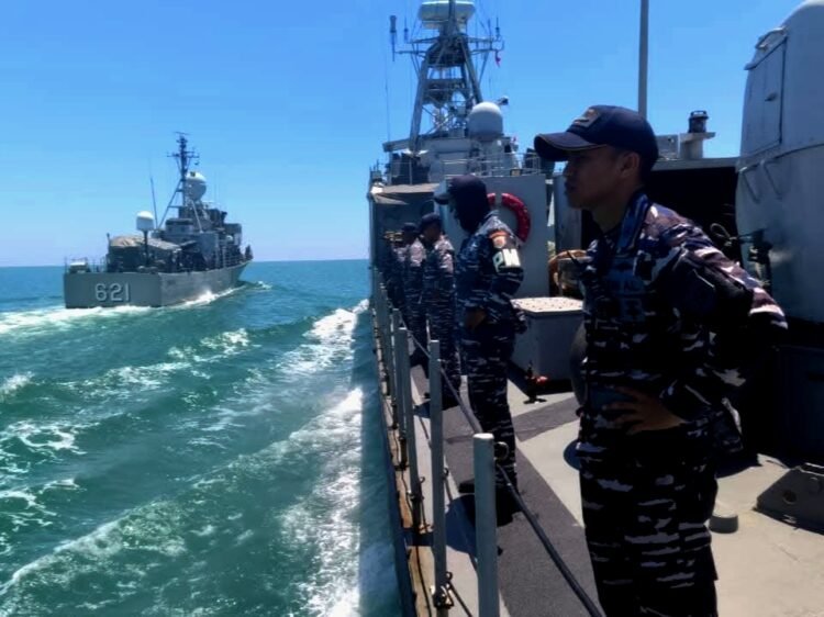 Mantapkan Kemampuan Profesional Prajurit, Tiga Unsur Satkat koarmada II Latihan Bersama Di Perairan Ambalat