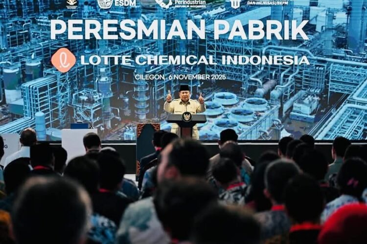 Presiden Prabowo Resmikan Pabrik Petrokimia Senilai USD3,9 Miliar di Cilegon