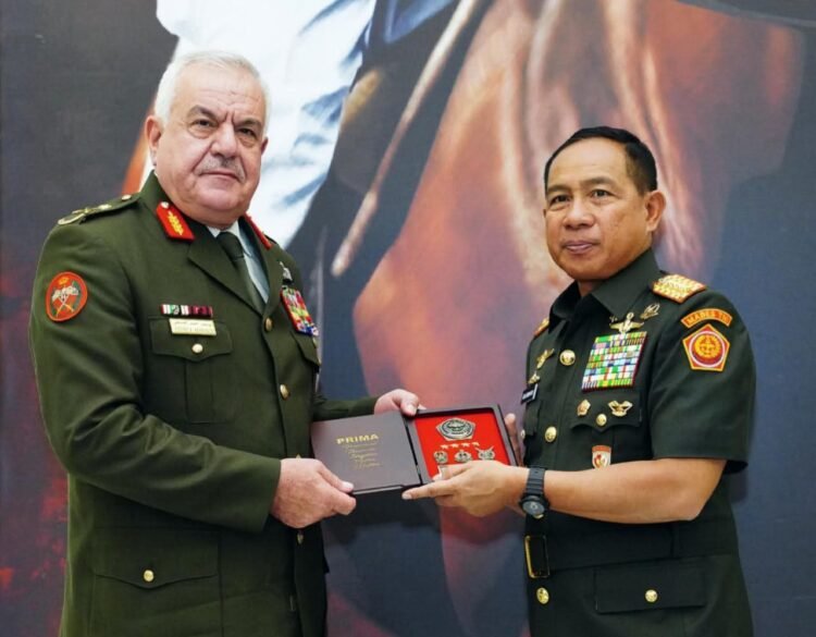 Kerja Sama Militer RI–Yordania Menguat, Panglima TNI Terima Kunjungan Kehormatan Mayor Jenderal Al Hnaity