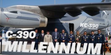 “Kasau Tinjau Perkembangan Industri Pertahanan Global di Dubai Airshow 2025”