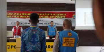 Penandatanganan Pakta Integritas serta Pengambilan Sumpah Panitia dan Peserta Penerimaan Bintara Brimob