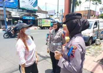 Dekati Warga hingga Perkantoran, Polresta Cilacap Ajak Masyarakat Sadar Keselamatan di Jalan