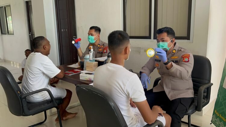 Sebanyak 166 Casis Bintara Brimob Polda Papua Barat Jalani Pemeriksaan Kesehatan Tahap I