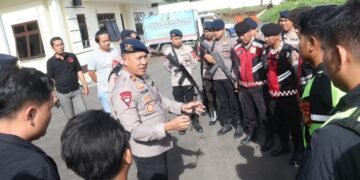 Polda Sumsel Gelar Apel Konsolidasi Pamwal Logistik Bantuan untuk Korban Bencana di Sumatera Utara