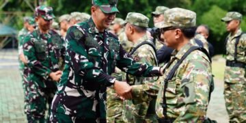 Kapuspen TNI Buka Pembekalan Awak Media Tentang Prosedur Kedaruratan di Daerah Rawan
