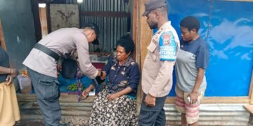 Polri Terus Peduli: Subsatgas Keladi Sagu Hadirkan Layanan Kesehatan Gratis di Lanny Jaya