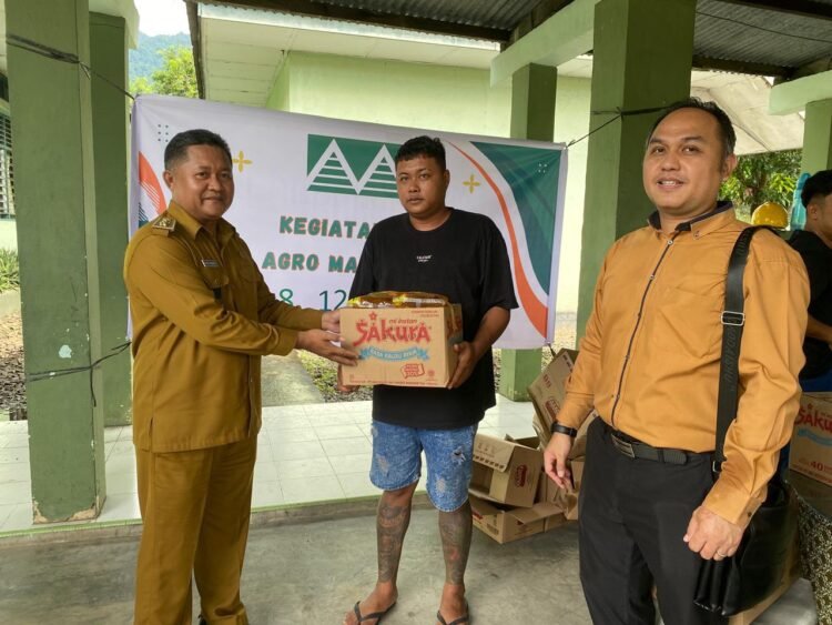 Sinergi Kodim 1310/Bitung Dan PT. Agro Makmur Raya (AMR) Gelar Aksi Sosial Bagi-Bagi Sembako