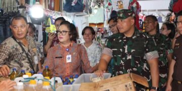 Pastikan Harga Sembako Stabil, Dandim 1310/Bitung bersama Pemerintah Kota Bitung Sidak Pasar Winenet