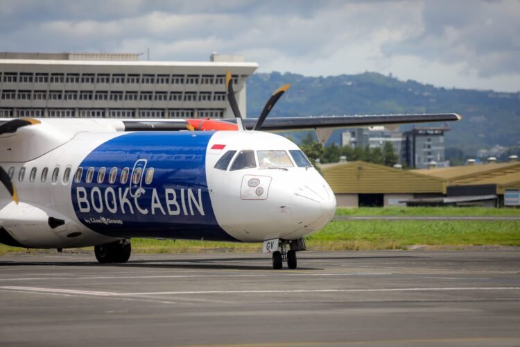 Bandara Husein Sastranegara Comeback, Penerbangan Semarang-Bandung Resmi Mendarat