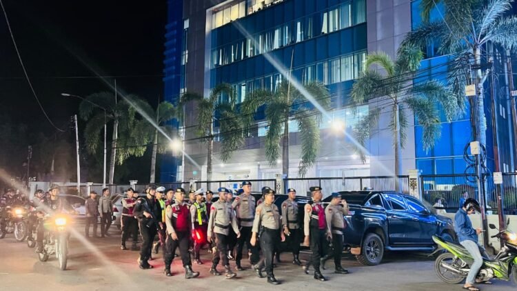 Penyerahan Ijazah Siswa Diktukba Polri T.A. 2025, Ka SPN Polda Papua Tekankan Awal Pengabdian