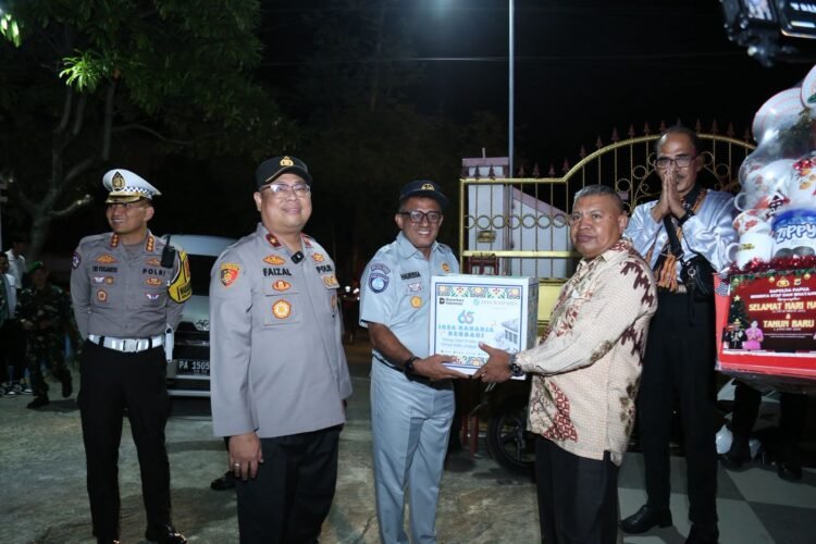 Sinergi TNI–Polri Jaga Kedamaian Natal, Wakapolda Papua dan Pangdam Kunjungi Gereja-Gereja untuk Pastikan Situasi Kondusif