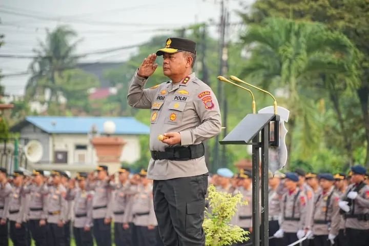 Pimpin Upacara Hari Kesadaran Nasional, Kapolda Kaltim Tekankan Profesionalisme Kinerja serta Integritas Personel