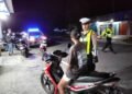 Satuan Lalu Lintas Polres Waropen Rutin Gelar Patroli Blue Light, Himbau Pengendara Patuhi Aturan Berlalu Lintas