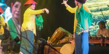 Di Tengah Dinamika Kota, Farhan Ajak Warga Jaga Akar Budaya