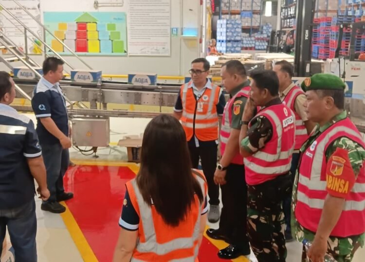 Pererat Hubungan Kemitraan, Dandim 1310/Bitung Kunjungan Kerja ke PT Tirta Investama Airmadidi