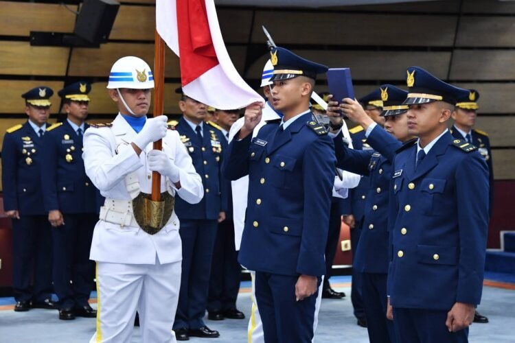 “Harumkan Nama Bangsa, Atlet TNI AU Dilantik Perwira”