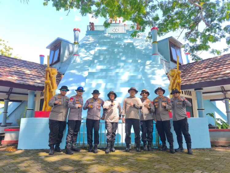 Wakapolda Papua Barat Tinjau Pulau Mansinam Jelang HUT Pekabaran Injil [PI]