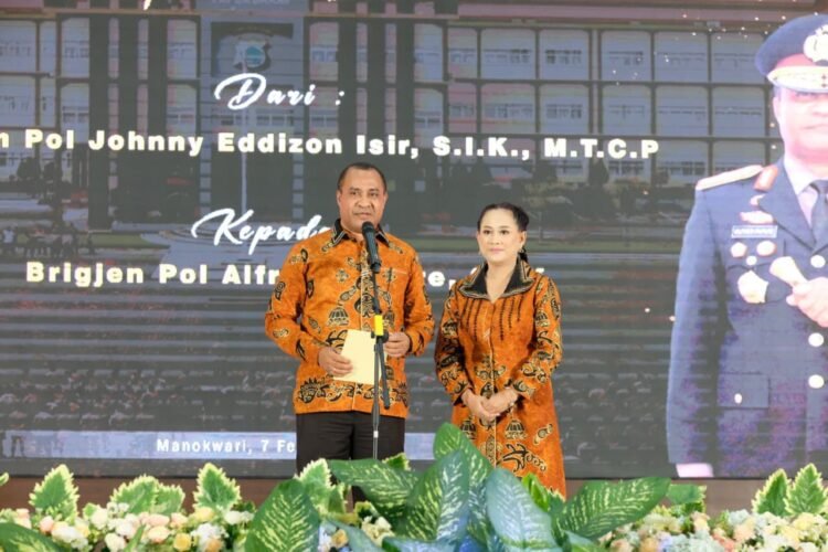 Kapolda Papua Barat Pimpin Ramah Tamah dan Pisah Sambut di Gedung Arfak Conventional
