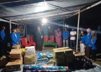 Sinergi Mahasiswa dan Polri, Bantuan Korban Kebakaran Malakuli Disalurkan Malam Hari