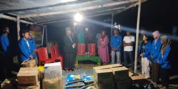 Sinergi Mahasiswa dan Polri, Bantuan Korban Kebakaran Malakuli Disalurkan Malam Hari