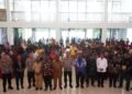 Kunjungan Kerja Kapolda Papua Barat Sekaligus Berikan Tali Asih Kepada Pengungsi Distrik Moskona
