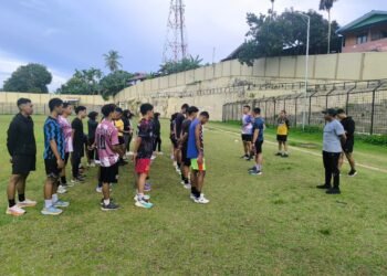 Puluhan Pelajar Ikuti Binlat Seleksi Penerimaan Polri Terpadu 2026 di Stadion 16 November Fakfak