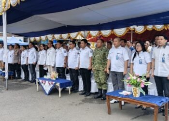 Pastikan Kebutuhan Dasar Masyarakat Tetap Terpenuhi, Dandim 1310/Bitung Bersama Forkopimda Kota Bitung Dampingi Gubernur Sulut Pantau Pasar Murah