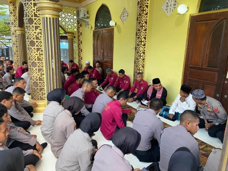 Kapolda Papua Barat Pimpin Upacara Sertijab dan Pelantikan PJU