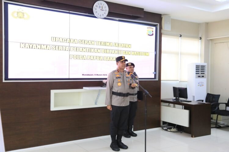 Kapolda Papua Barat Pimpin Upacara Sertijab dan Pelantikan PJU
