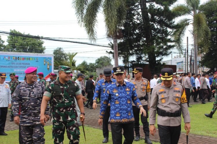 Siap Amankan Idul Fitri 1447 H di Kota Bitung, Dandim 1310/Bitung Ikut Apel Gelar Pasukan Operasi Ketupat 2026