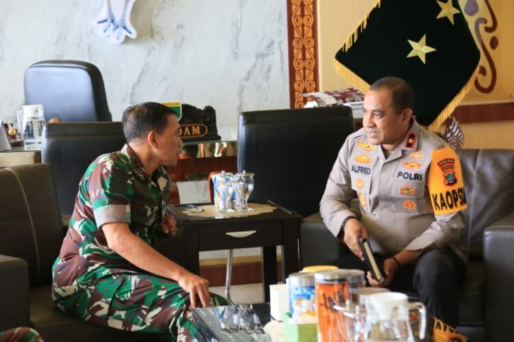 Kapolda Papua Barat Silaturahmi Bersama Pangdam XVIII/Kasuari, Perkuat Sinergitas TNI–Polri