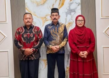 Momentum Idul Fitri 1447 H, Redaksi Gempitanews.com Silaturahmi di Kediaman Kepala Desa Cilopadang