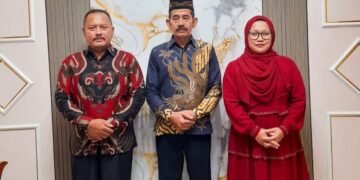 Momentum Idul Fitri 1447 H, Redaksi Gempitanews.com Silaturahmi di Kediaman Kepala Desa Cilopadang