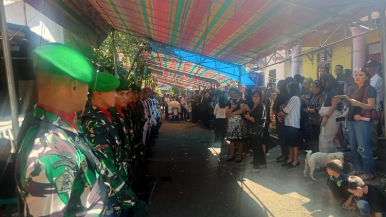 Bentuk Penghargaan dan Penghormatan Terakhir, Kodim 1310/Bitung Gelar Upacara Persemayaman Alm. Peltu (Purn) Johanes Daleno