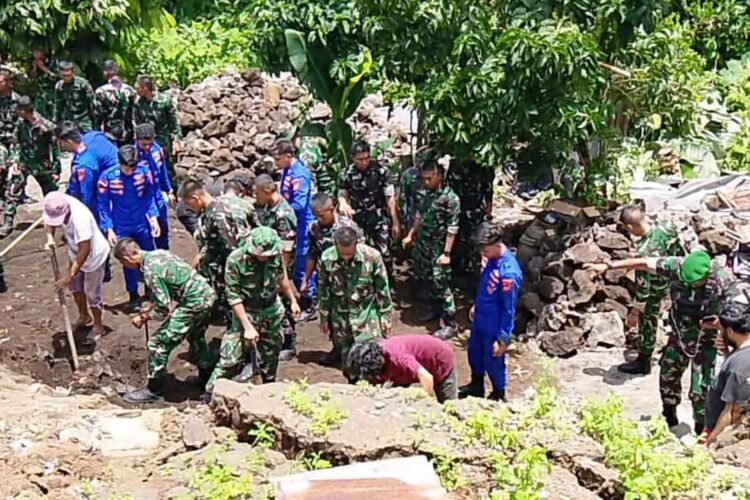 Aksi Sigap Gerak Cepat Bantu Warga, Kodim 1310/Bitung Beri Pertolongan Korban Bencana Gempa