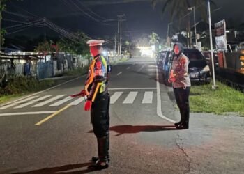 Polres Sarmi Amankan Ibadah Kamis Putih di Gereja Santo Antonius, Lalu Lintas Tetap Lancar