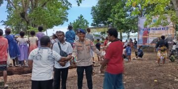 Polres Sarmi Amankan Ibadah Paskah Kedua Jemaat GKI Ebenheizer di Pantai Basecamp