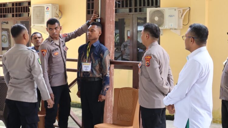 Kapolres Sarmi Tinjau Langsung Rikmin Awal Penerimaan Terpadu Polri T.A 2026