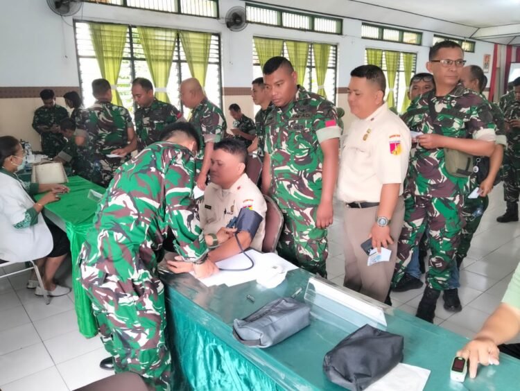 Kenali Bahaya Penyakit Diabetes Melitus dan Hipertensi, Prajurit, PNS dan Persit Kodim 1310/Bitung Terima Penyuluhan Kesehatan