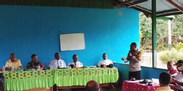 Wakapolsek Bonggo Hadiri Rapat Pemuda Adat Rumbuway