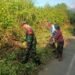 Babinsa Koramil 1310-01/Bitung Bersama Lurah dan Warga Paceda Gelar Karya Bakti Bersih Lingkungan, Dukung Gerakan Indonesia Asri