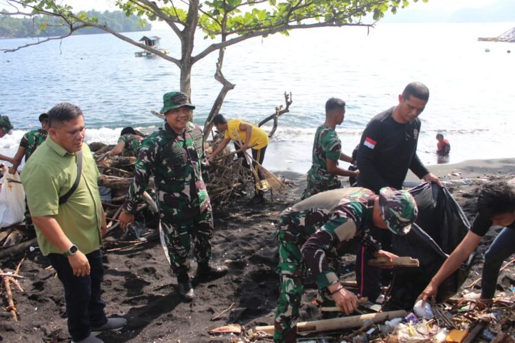 Libatkan TNI, Polri, Pemerintah Daerah dan Masyarakat, Dandim 1310/Bitung Pimpin Gerakan Indonesia Asri di Makawidey