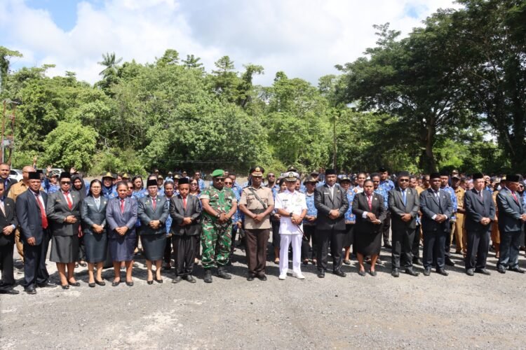 Wakapolres Sarmi Hadiri Peringatan Otda ke-30, Perkuat Stabilitas dan Pelayanan Publik