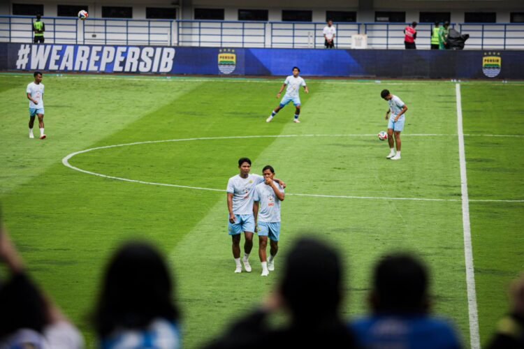 Farhan Yakin Persib Menang Lawan Bhayangkara FC, Doakan Kembali Jadi Juara Liga